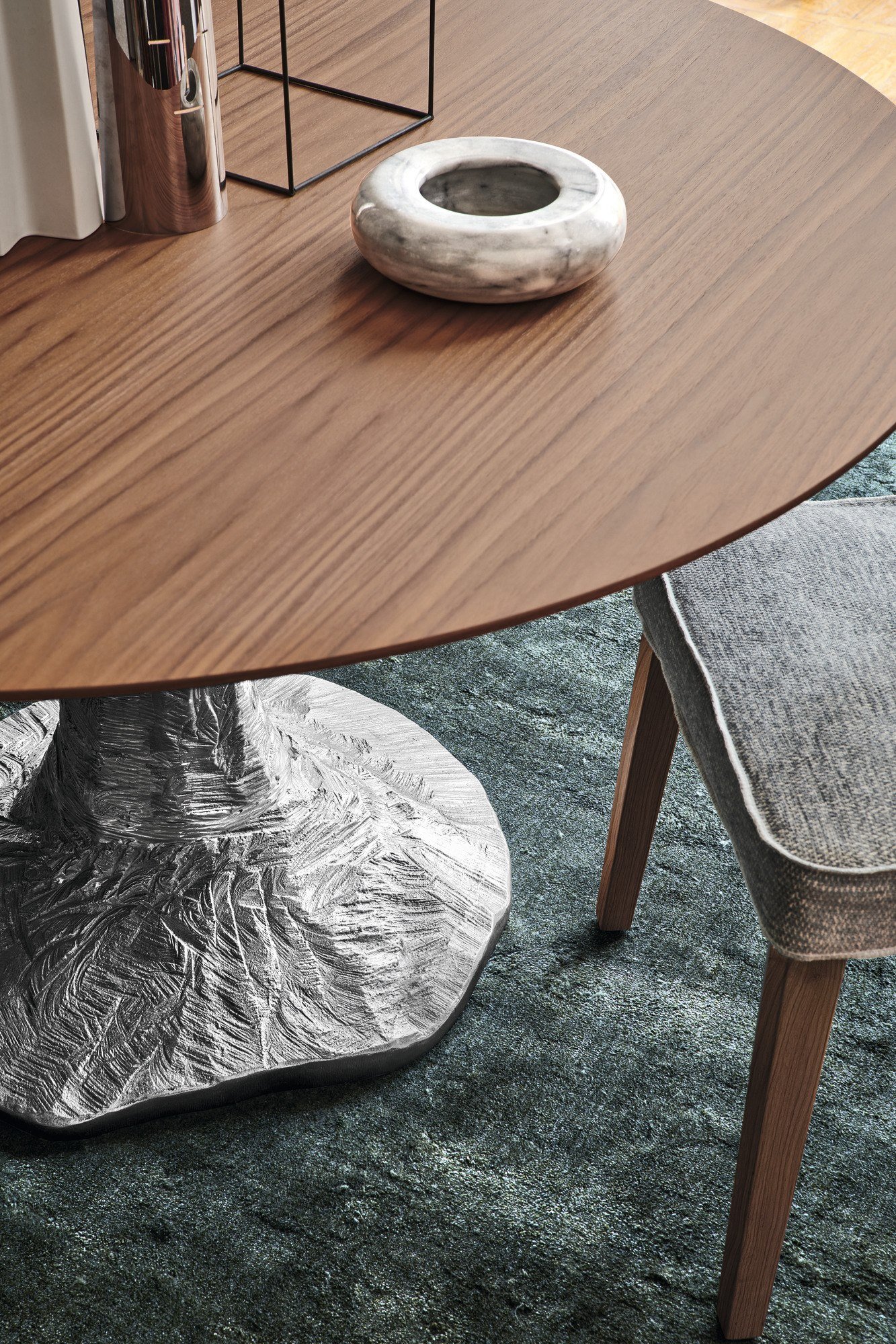 uploadimage/Ban_Next_round_table_gervasoni_conte_living_italian_furniture5_1_2_3.jpg