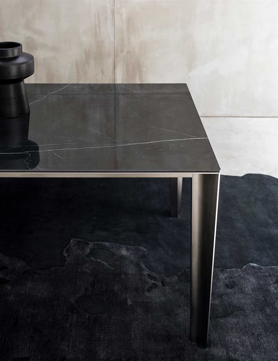 uploadimage/skin_table_desalto_conte_living_italian_furniture8_1.jpg